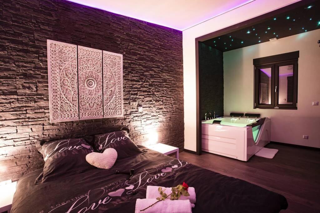 Le Cottage Zen Love Foucherans  ภายนอก รูปภาพ